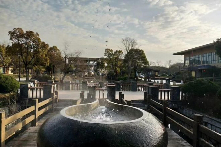Exterior & Views 2, Chaohu Fragrant Hotspring Spa Resort, Chaohu