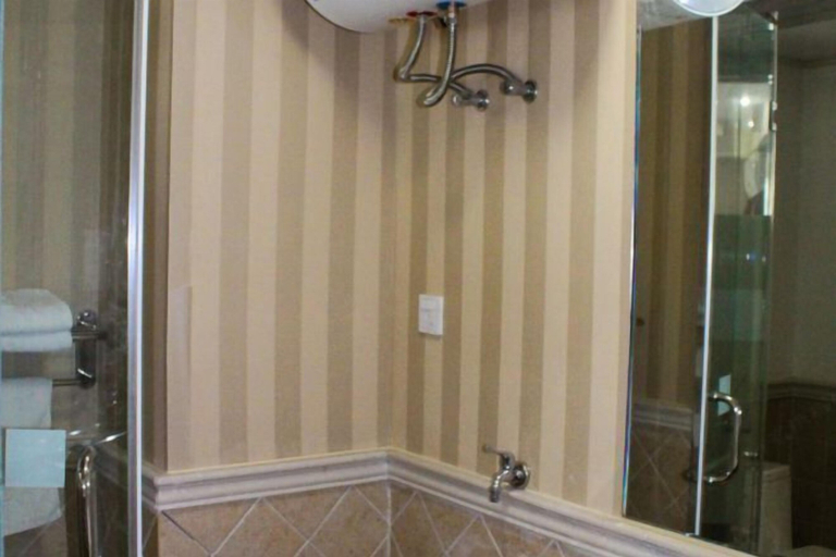 Bathroom 3, Yiyi Sentiment Apartment Hotel, Bengbu
