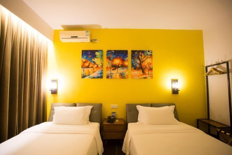Bedroom 2, the Fountain Resort, Shenzhen