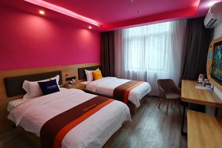 Bedroom 3, Junyi Hotel (Shaoxing Shangyu Pedestrian Street), Shaoxing