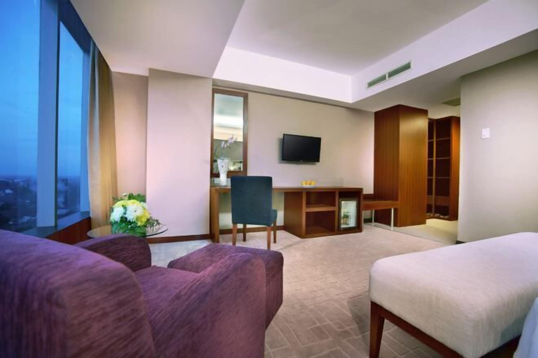 Bedroom 12