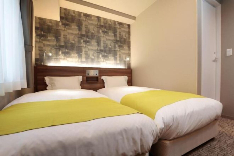 Bedroom 13