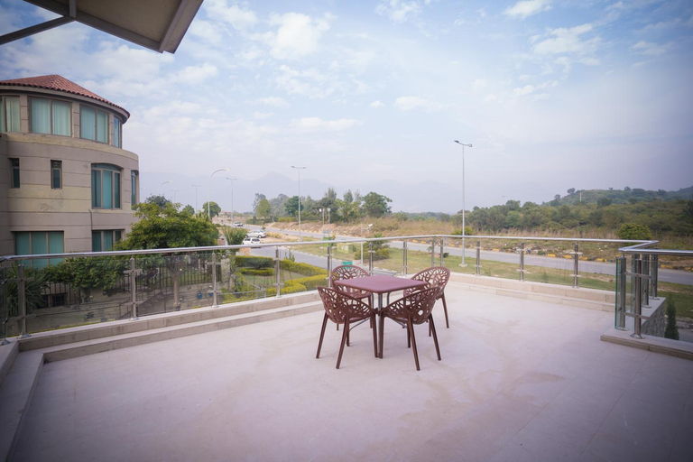 Others 5, Canadian Inn E-11 Islamabad, Islamabad