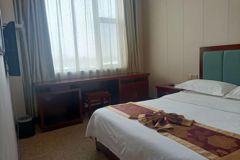 Bedroom 3, Jingyugong Hotel, Baiyin