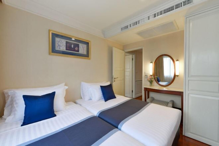 Bedroom 12