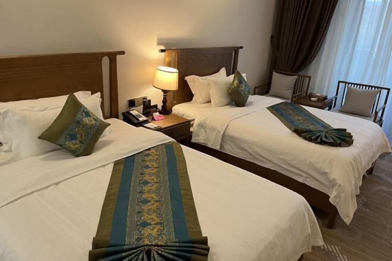 Bedroom 3, King Land Hotel, Xishuangbanna Dai