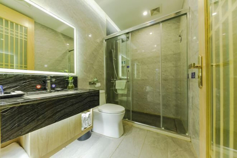 Bathroom 3, Yijiangnan Selected Hotel, Ningbo