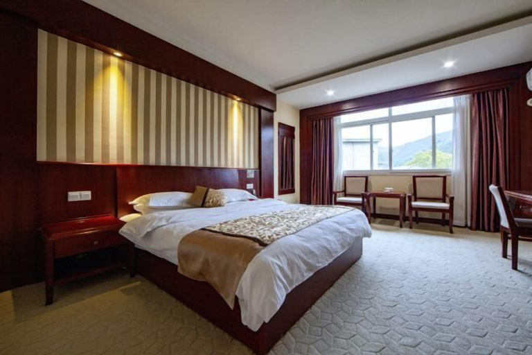 Bedroom 5, Tianlongshan Hotel, Shangrao
