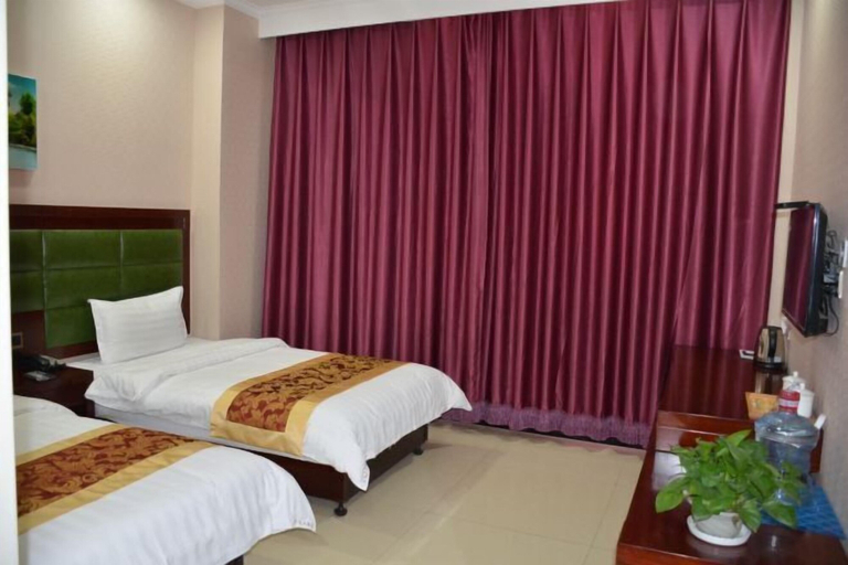 Bedroom 3, Kaiyuan Business Hotel, Zhangjiakou