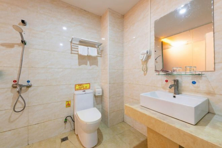 Bathroom 4, Zhongshan Guanlong Hotel, Zhongshan