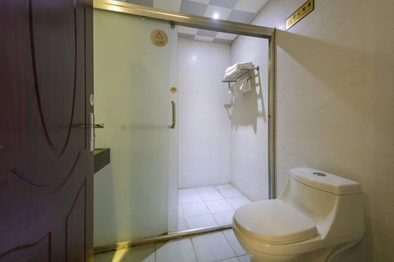 Bathroom 3, Dongguan Xinyi Business Hotel (Xingtai Academy), Dongguan