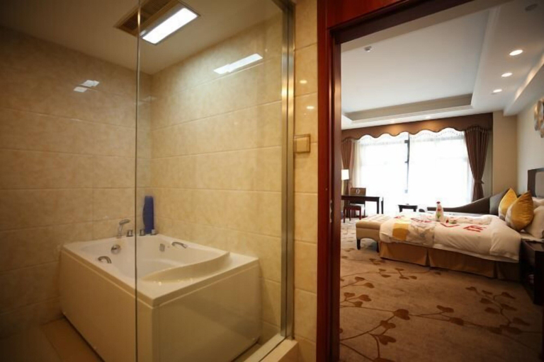 Bathroom 4, Sumahui Hotel (Suzhou East Railway Station Kechuang Center), Suzhou