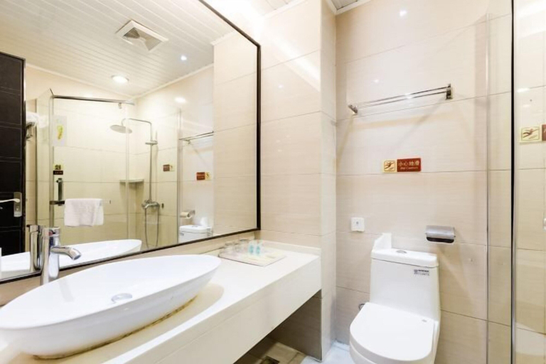 Bathroom 3, Boxiyueli Hotel (Wuxi Yuantouzhu Scenic Area), Wuxi