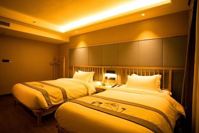 Bedroom 3, zhuzijianHotel, Yueyang