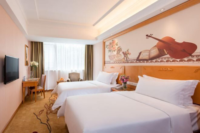 Bedroom 3, Vienna Hotel (Huidong and Run Pedestrian Street), Huizhou