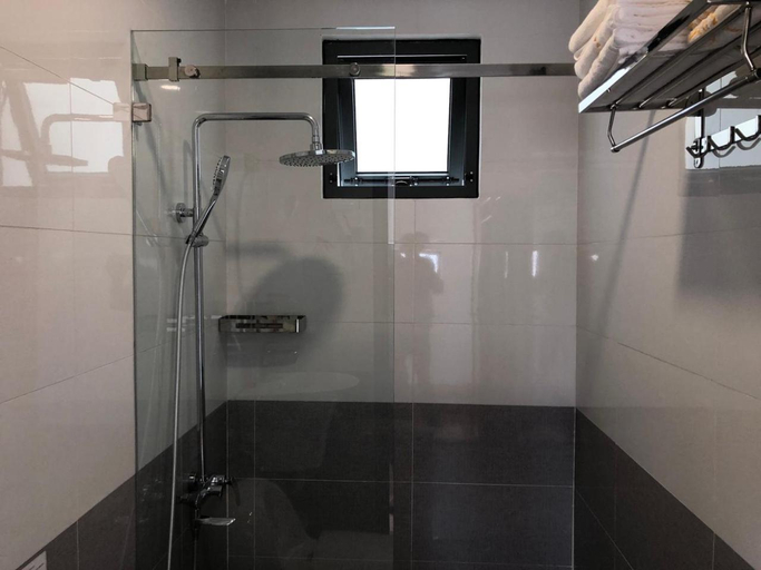 Bathroom 5, Heritage Hotel, Tuy Hoa