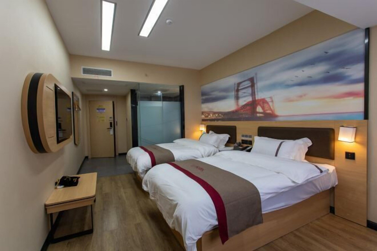 Bedroom 2, Thank U Hotel (Lengshuijiang Red Double Happiness Building Material Market), Loudi