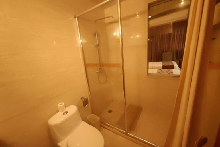 Bathroom 4, Zhongheng International Hotel, Weifang