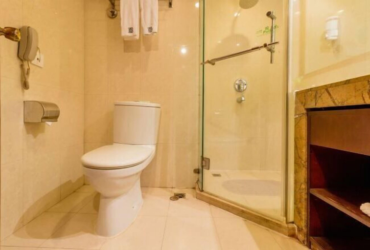 Bathroom 3, Braim Seasons Hotel, Nanchang