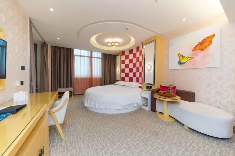 Bedroom 14