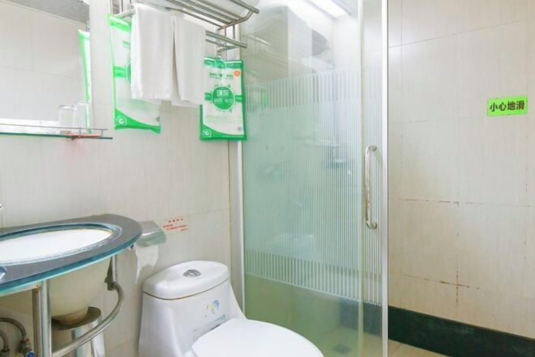 Bathroom, Xinfuhua Hotel, Shenzhen