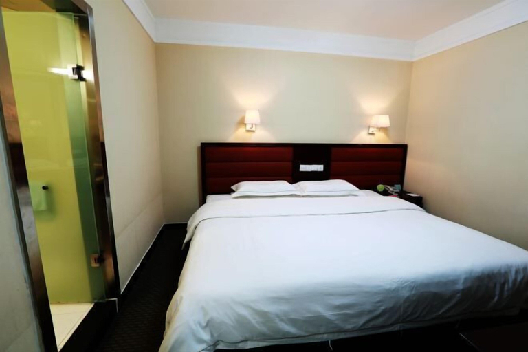 Bedroom 3, Urban Garden Hotel, Qingdao