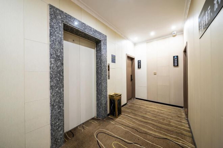 Others 5, Xinyuan Hotel (Xiushan Bus Terminal), Chongqing