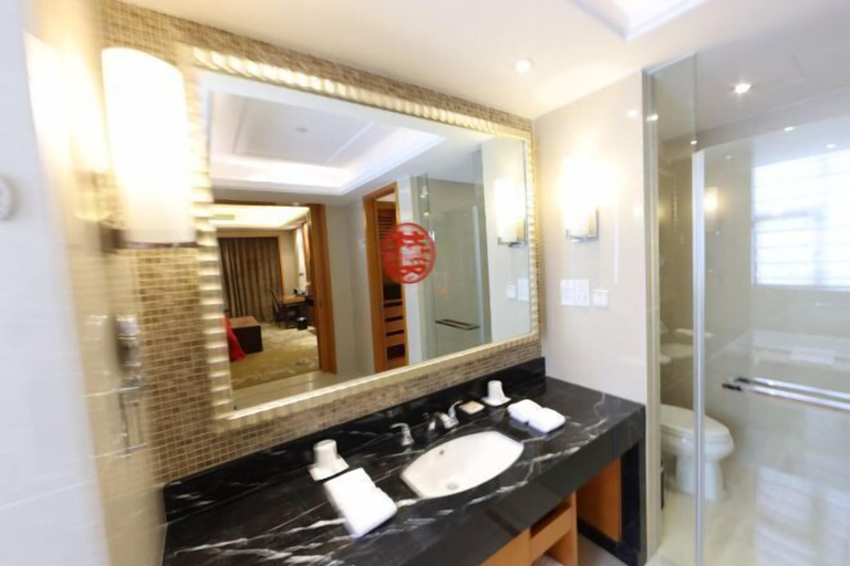 Bathroom 4, Huifeng Hotel, Suqian