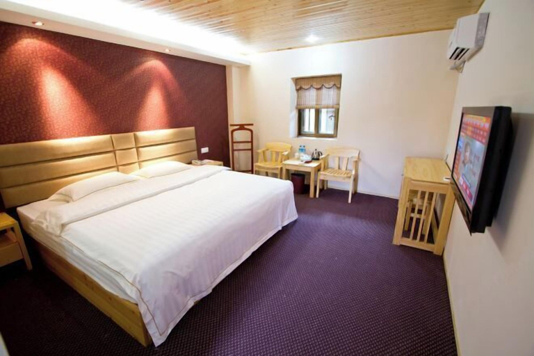 Bedroom 2, Painting Base in Yun Shui Trackway, Zhangzhou