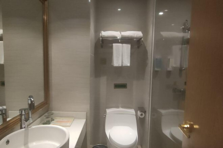 Bedroom 5, Vienna 3 Best Hotel (Foshan Jinsha Central Square), Foshan