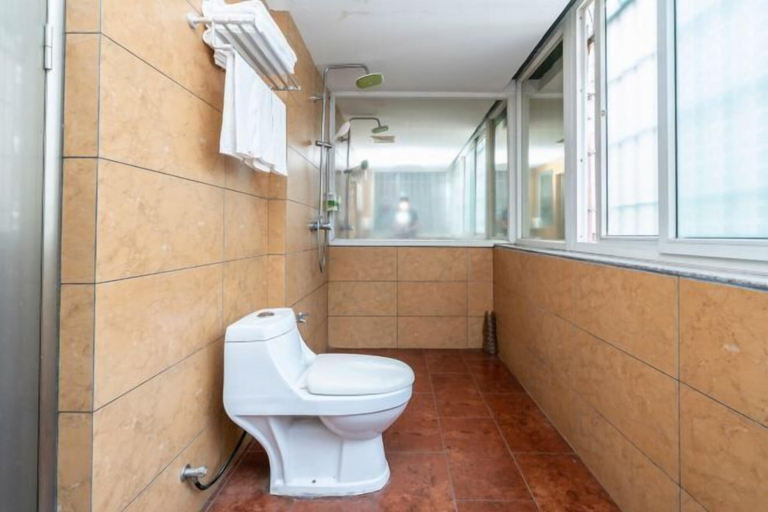 Bathroom 5, Xinjiayi Hotel (Tong'an Datang), Xiamen