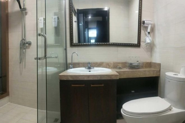 Bathroom, Anhua Hotel, Xingtai