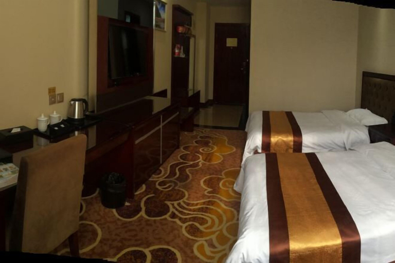 Bedroom 3, Shanxia Hotel, Nyingtri