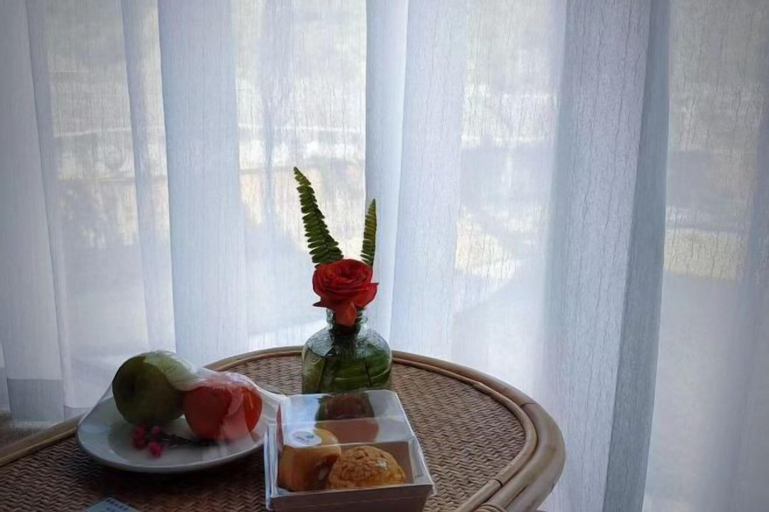 Food & Drinks 4, Yandangshan Villas, Wenzhou