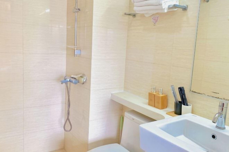 Bathroom 3, City Posthouse (Shenzhen Buji Daduhui), Shenzhen