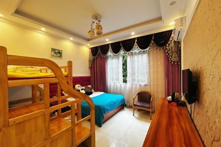 Bedroom 3, Wenfeng Villa, Ya'an