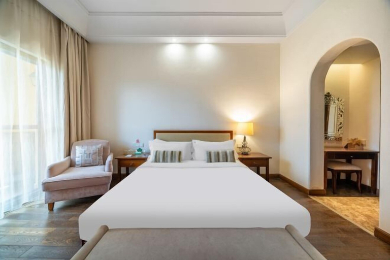 Bedroom 3, Qunyinghui Holiday Hotel, Kunming