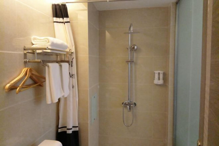Bathroom 3, Chuxiong Haiheng Hotel, Chuxiong Yi
