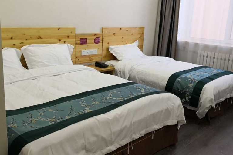 Bedroom 2, Tianliyuan Hotel, Hulunbuir