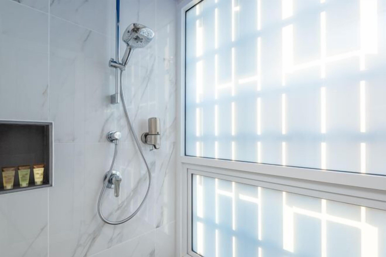 Bathroom 20