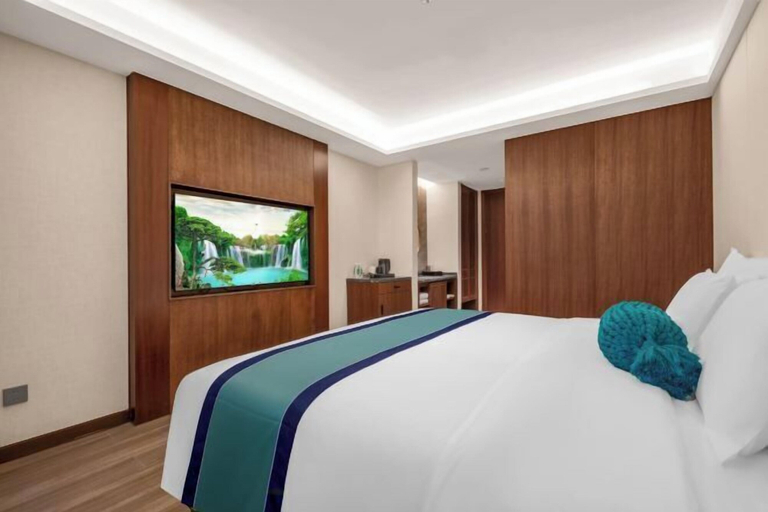 Bedroom 3, Qiqushan Hotel, Mianyang