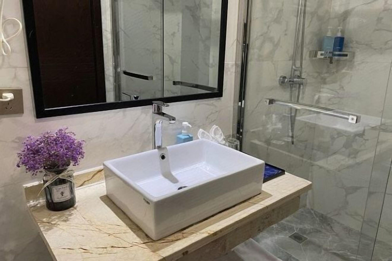 Bathroom 5