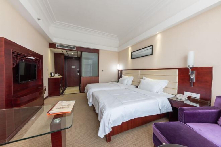 Bedroom 3, Melodious & Cozy Hotel, Xianning