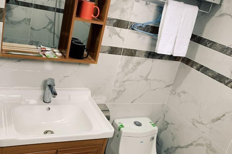 Bathroom 5
