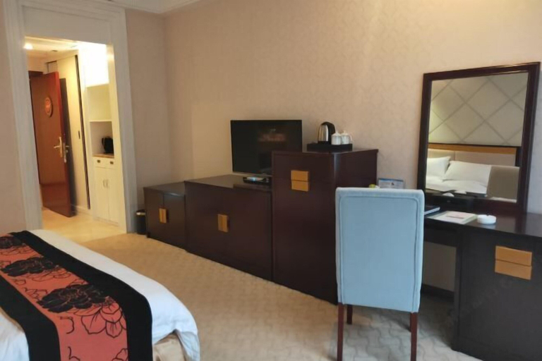 Bedroom 3, Heizhugou Midou Hotel, Leshan