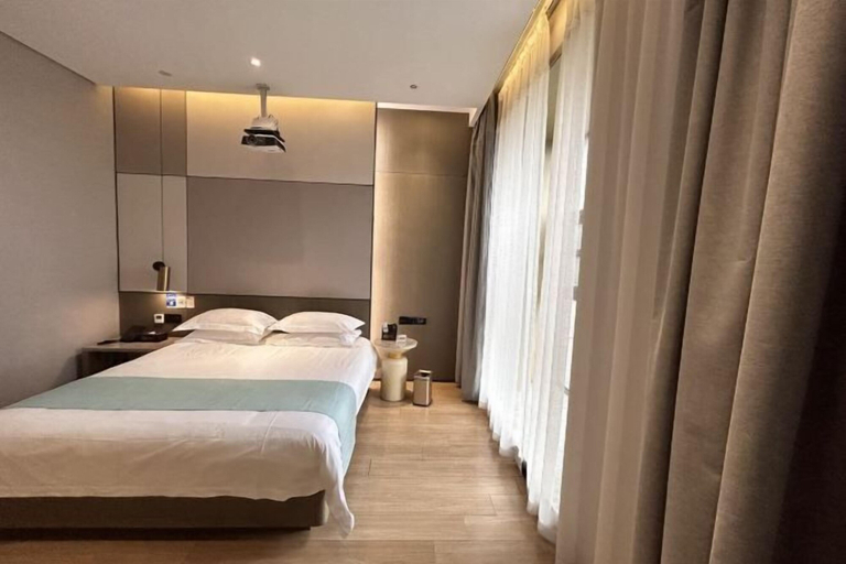 Bedroom 5, Yi Hotel (Yancheng Champagne Mansion), Yancheng
