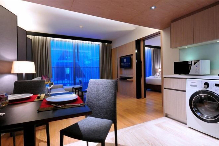 Dining Room 7