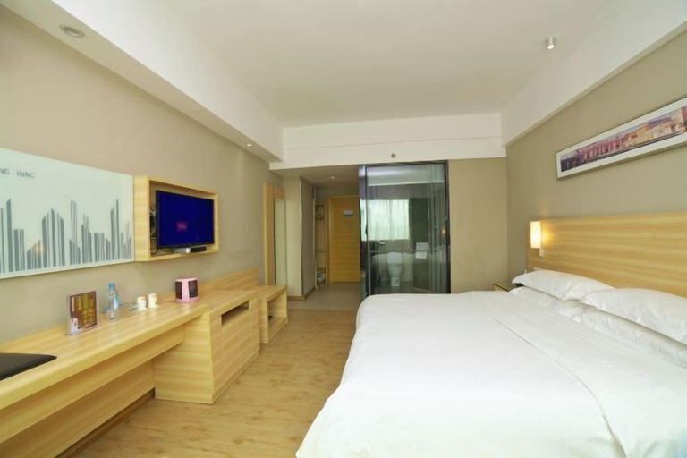 Bedroom 3, Oriental Holiday Hotel, Beihai