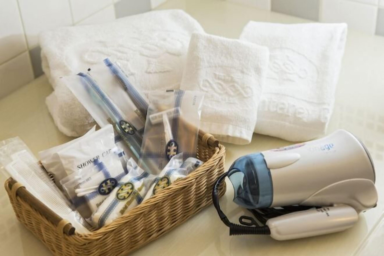 Amenities 8