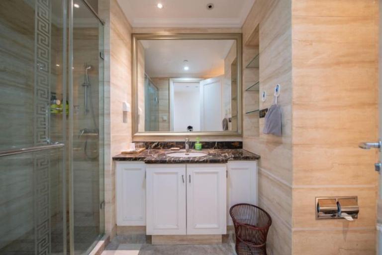 Bathroom 3, Summer Yulan Apartment, Jinan